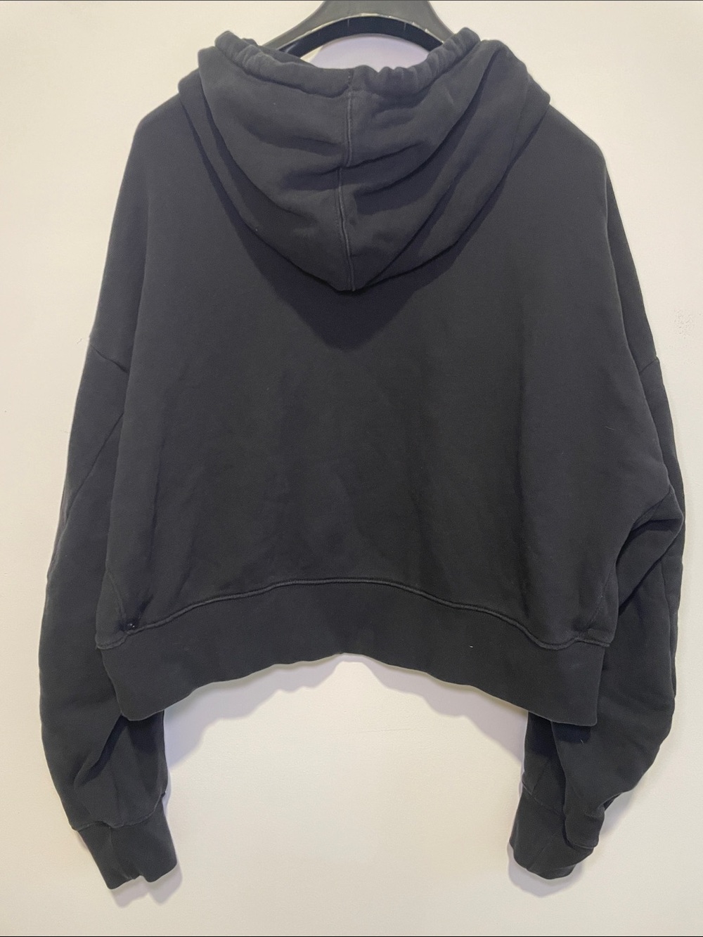 ADIDAS Hoodie Black Cropped Crewneck Sweater with White Stripes Sporty Luxury - Picture 4 of 7